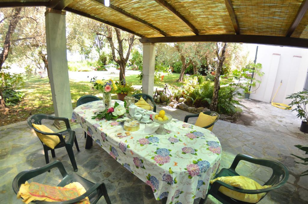 Casa Romana Виареджо Экстерьер фото